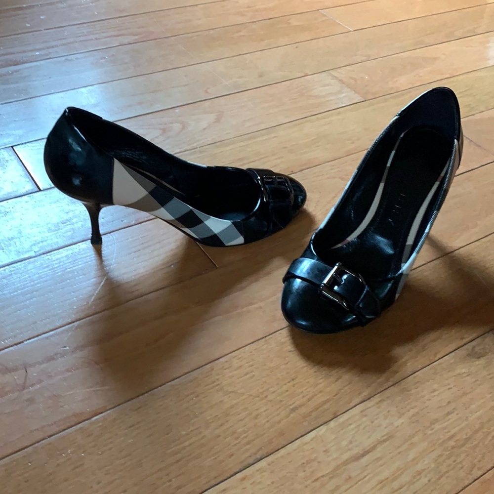 Burberry heels